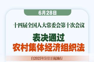 罗体：德罗西首次指挥罗马训练，并和迪巴拉&卢卡库微笑拥抱